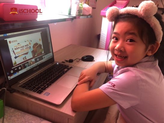 iSchool students are  very pleased with the online new school year opening ceremony